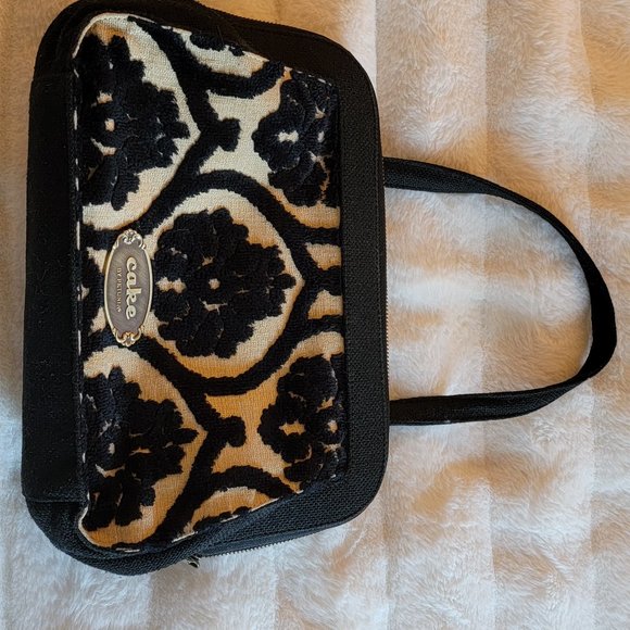 Cake by Petunia Pickle Bottom Clutch - Picture 5 of 5